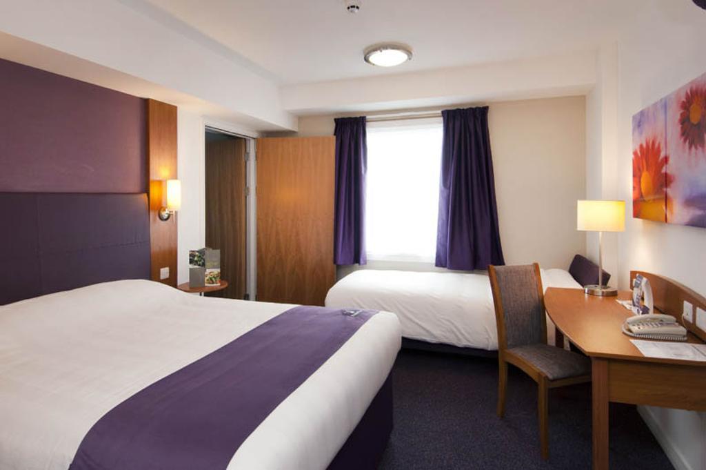 Premier Inn Manchester - Handforth Quarto foto